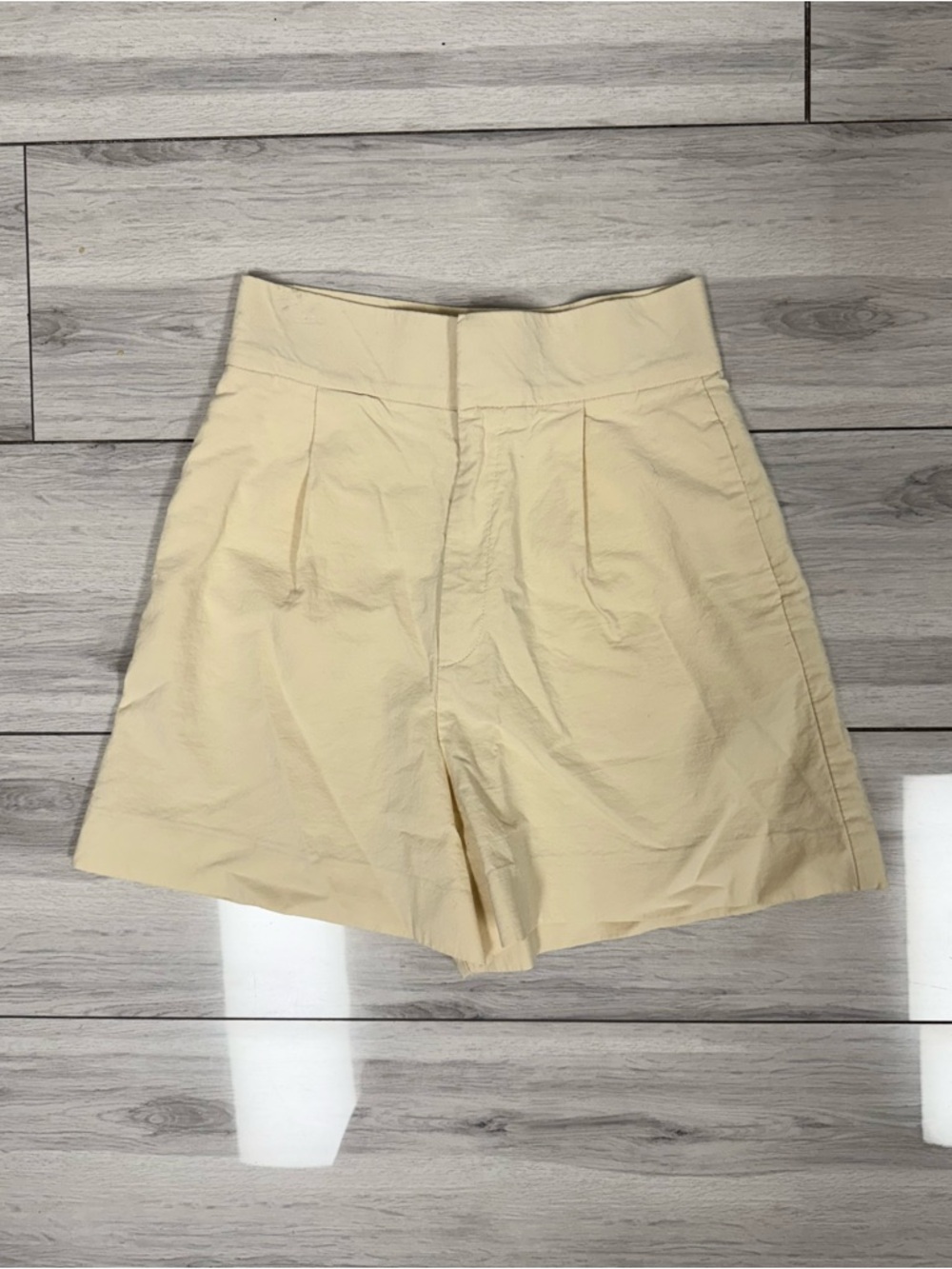 Zara High-Waist Cream Shorts